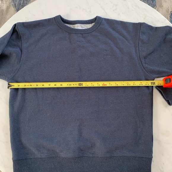 Champion Sweatshirt - Picture 6 of 7